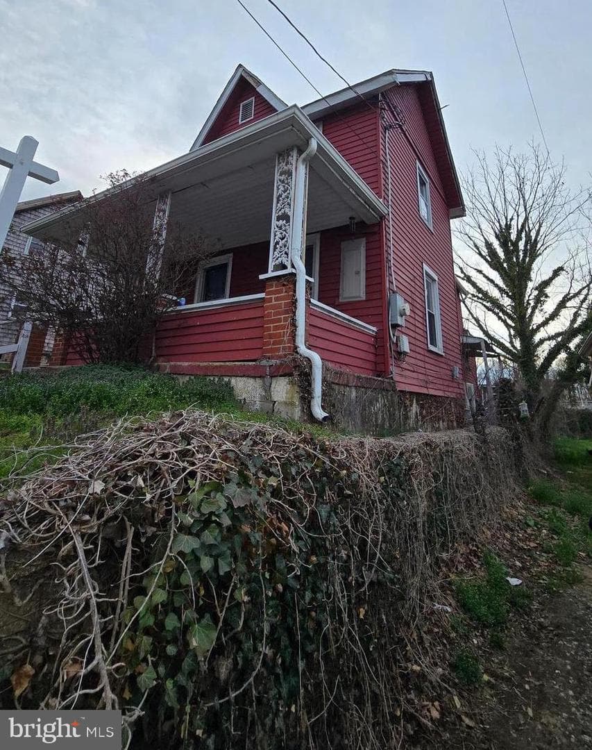 319 N Liberty Street photo 4