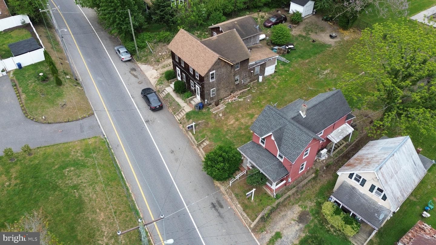 319 N Liberty Street photo 40