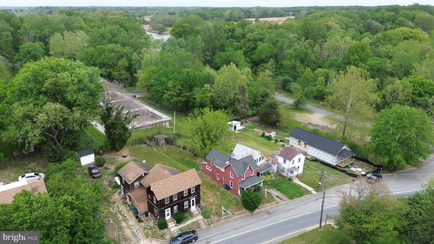 319 N Liberty Street photo 42