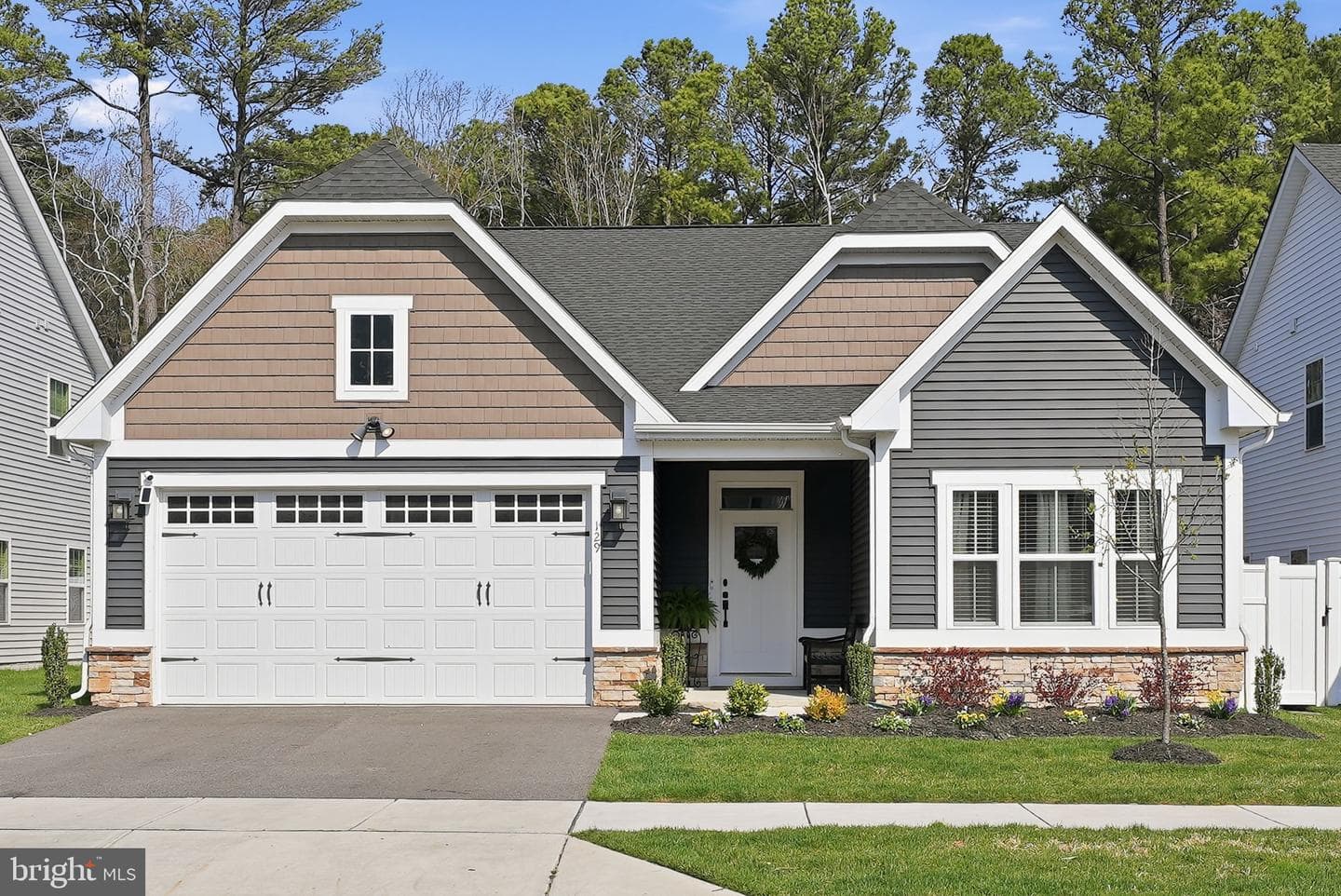 129 Perrys Retreat Boulevard photo 2