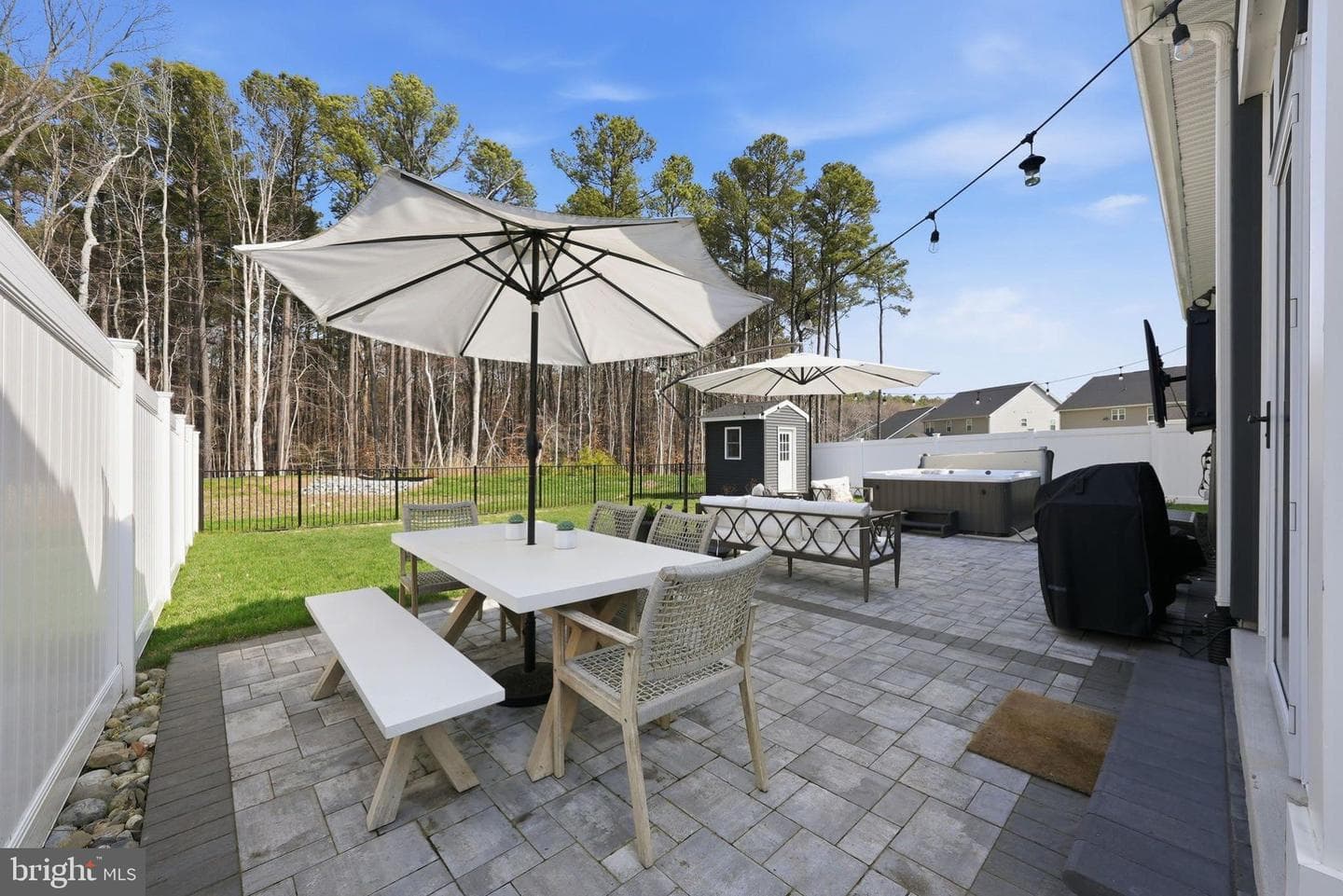 129 Perrys Retreat Boulevard photo 32