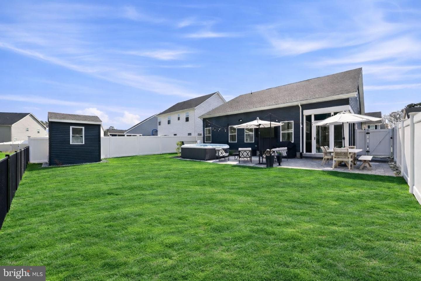 129 Perrys Retreat Boulevard photo 35