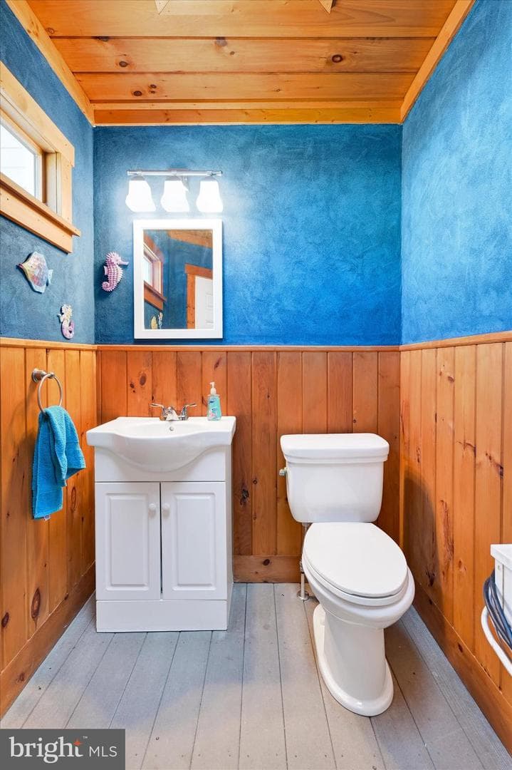 216 Edenderry Avenue photo 34