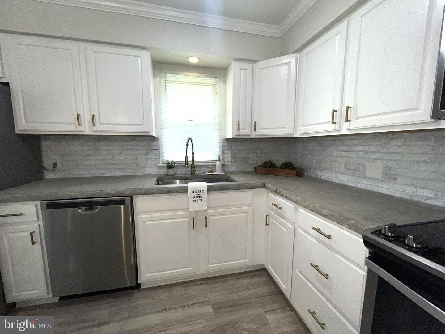 107 Whitby Lane photo 17