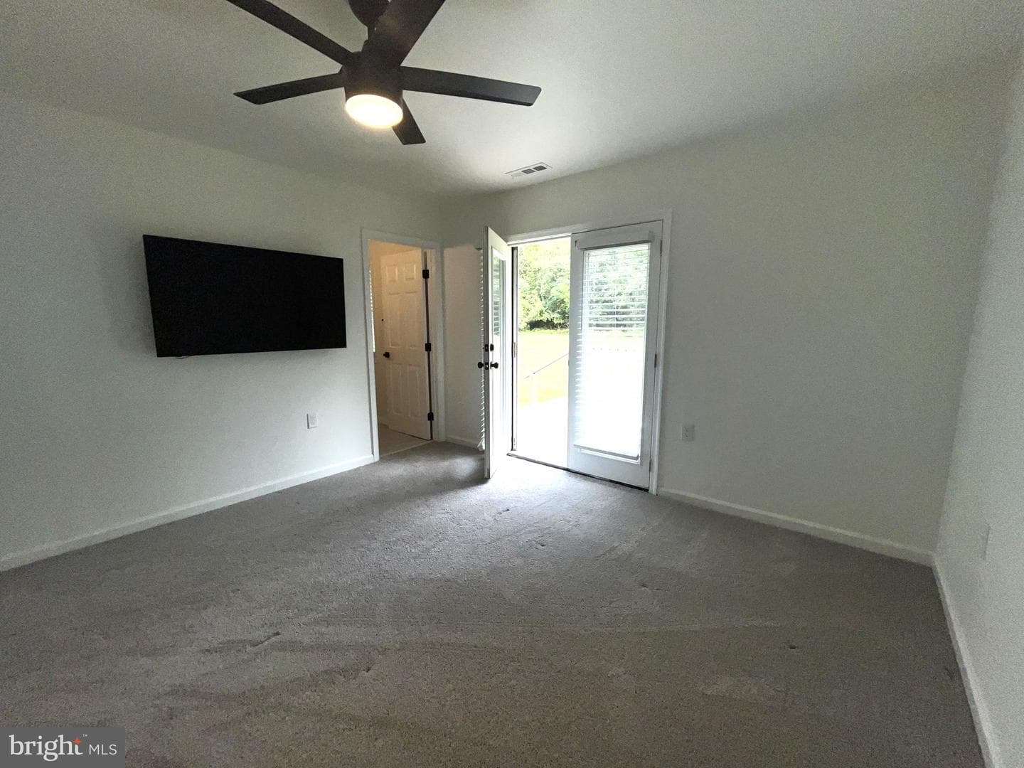 107 Whitby Lane photo 22
