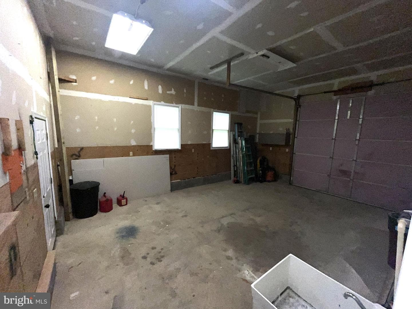 107 Whitby Lane photo 47