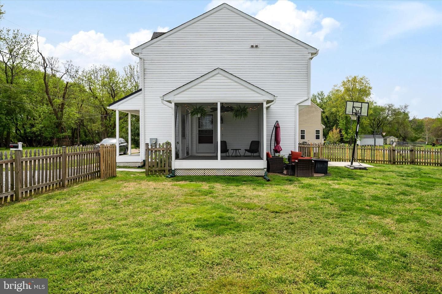 200 Newtown Road photo 37