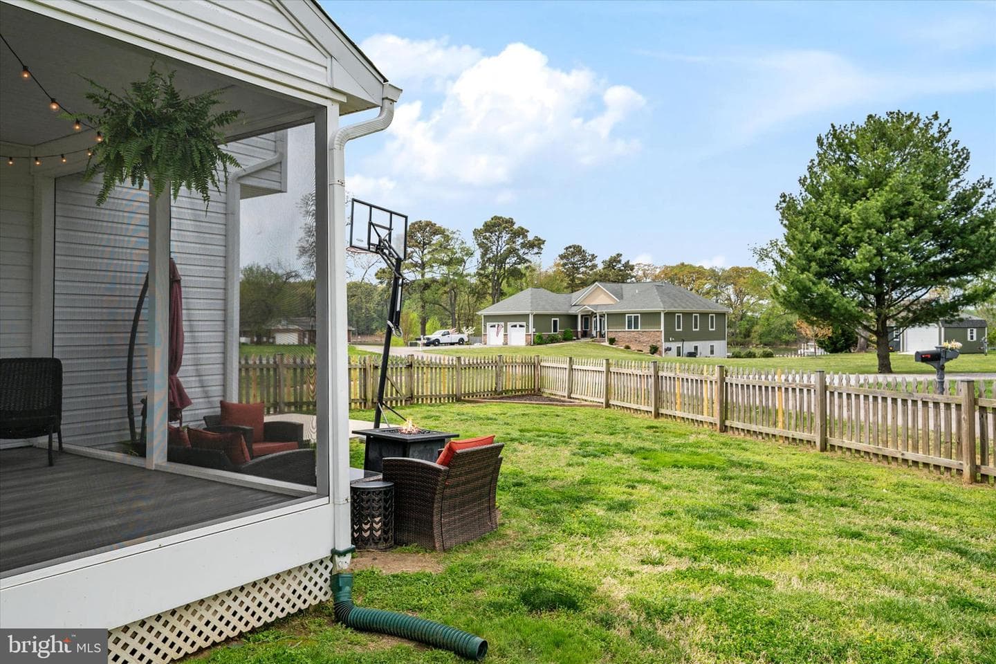 200 Newtown Road photo 38