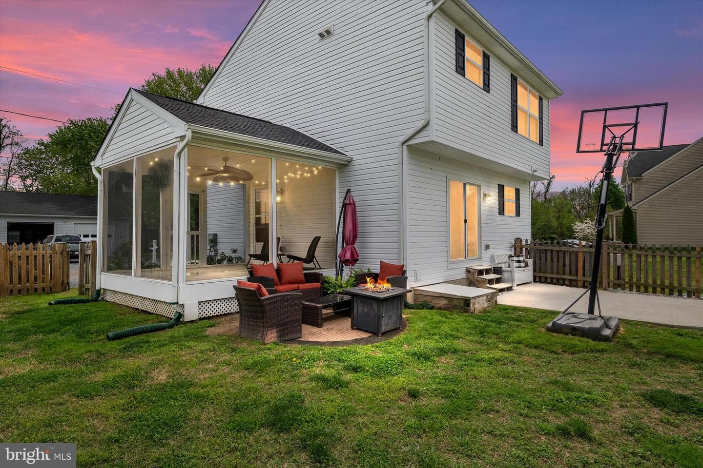 200 Newtown Road photo 4