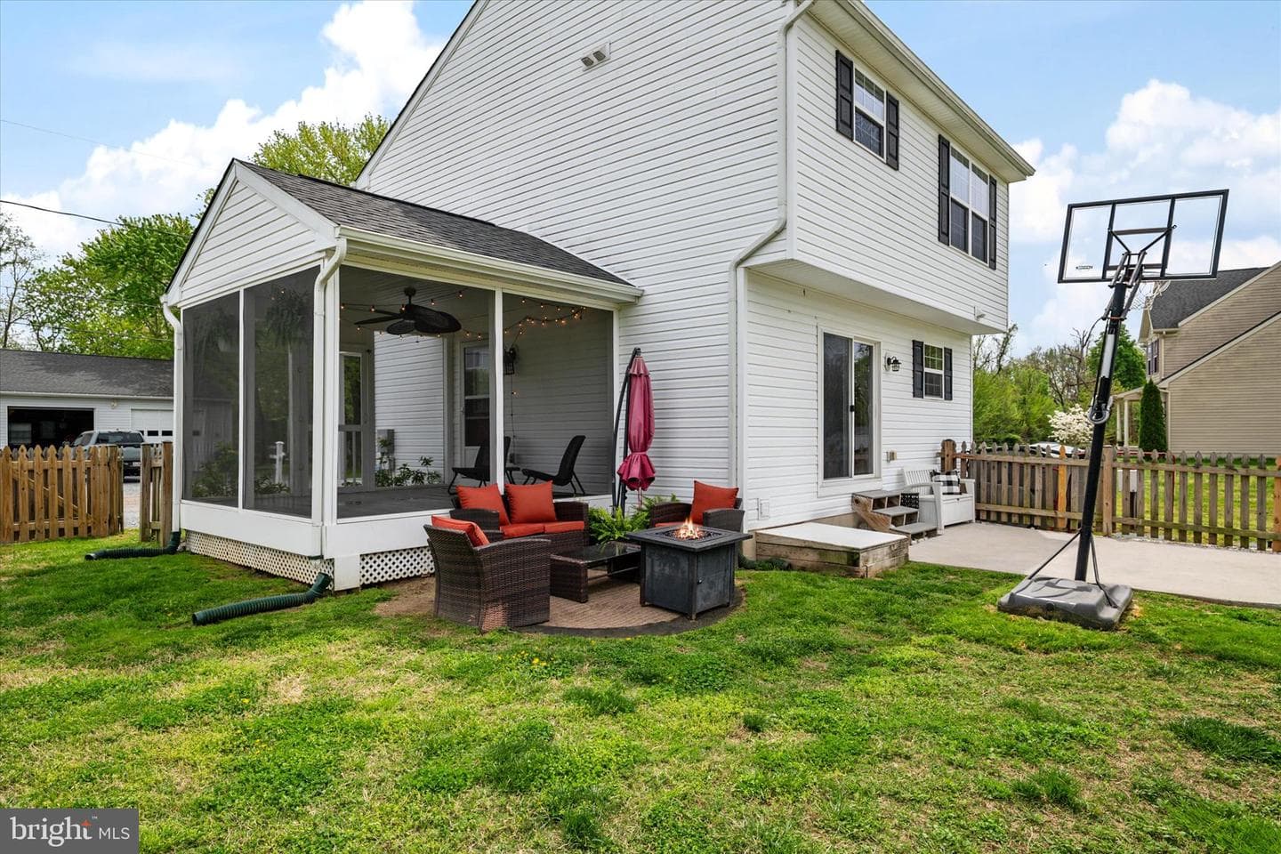 200 Newtown Road photo 45