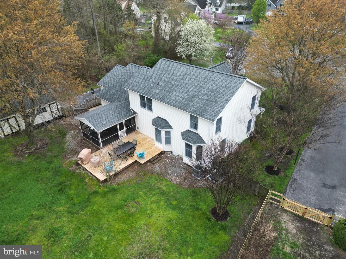 115 Bay Meadows Lane photo 23