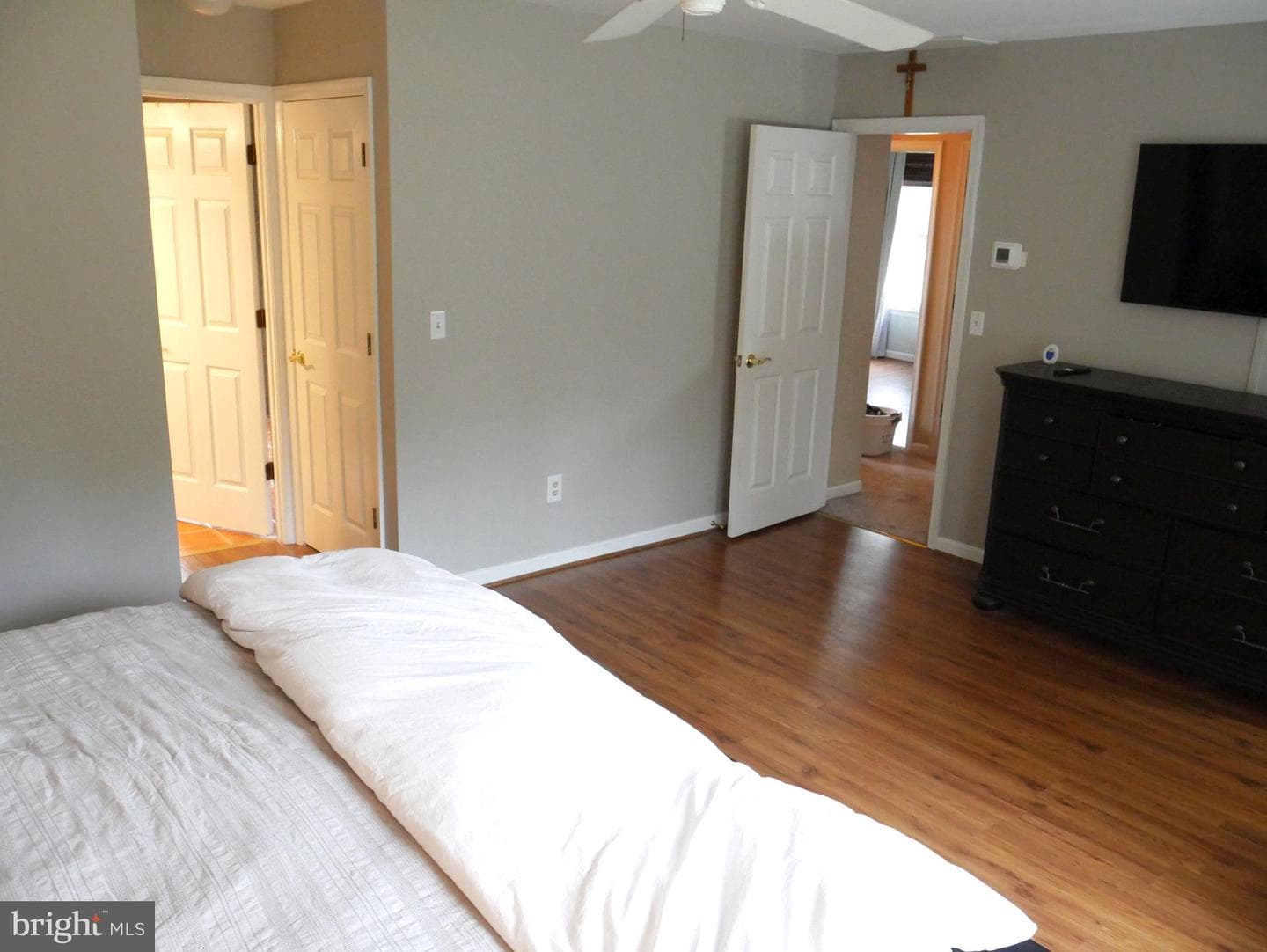 115 Bay Meadows Lane photo 9
