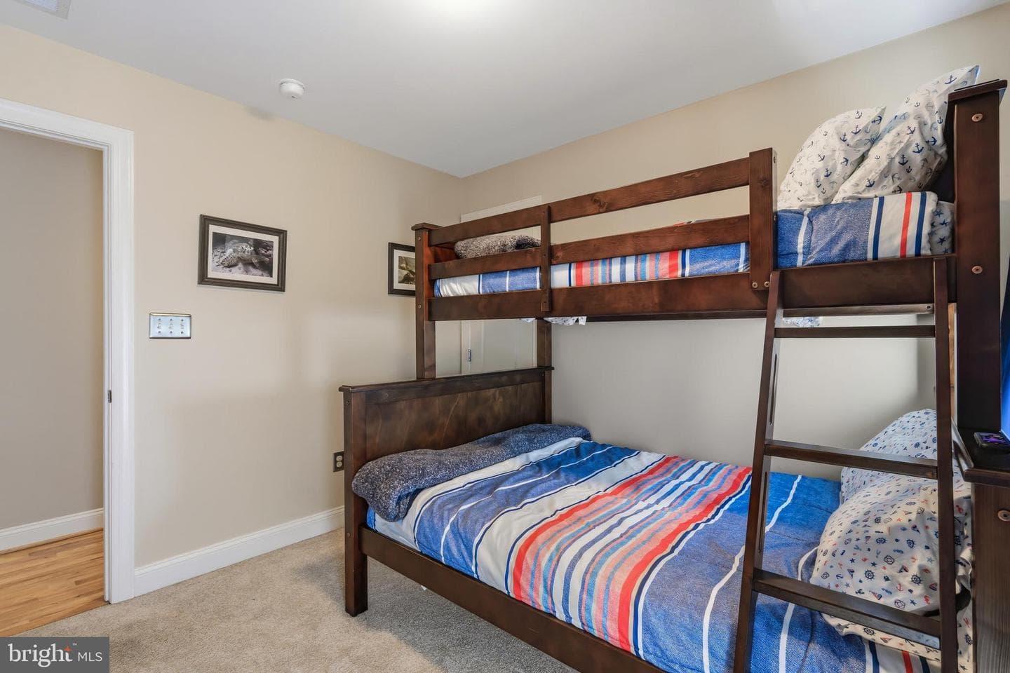 1033 Avalon Court photo 37