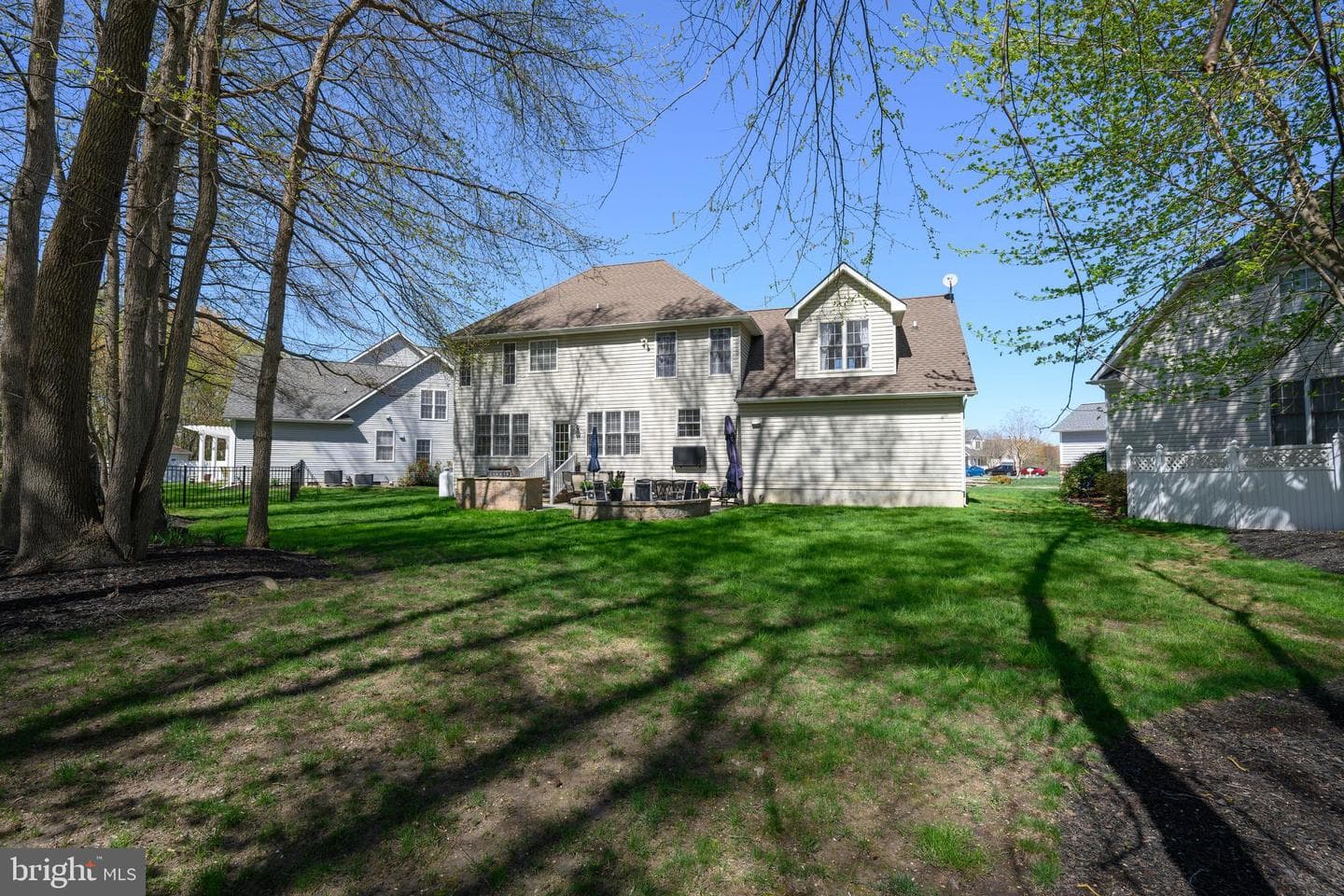 1033 Avalon Court photo 43