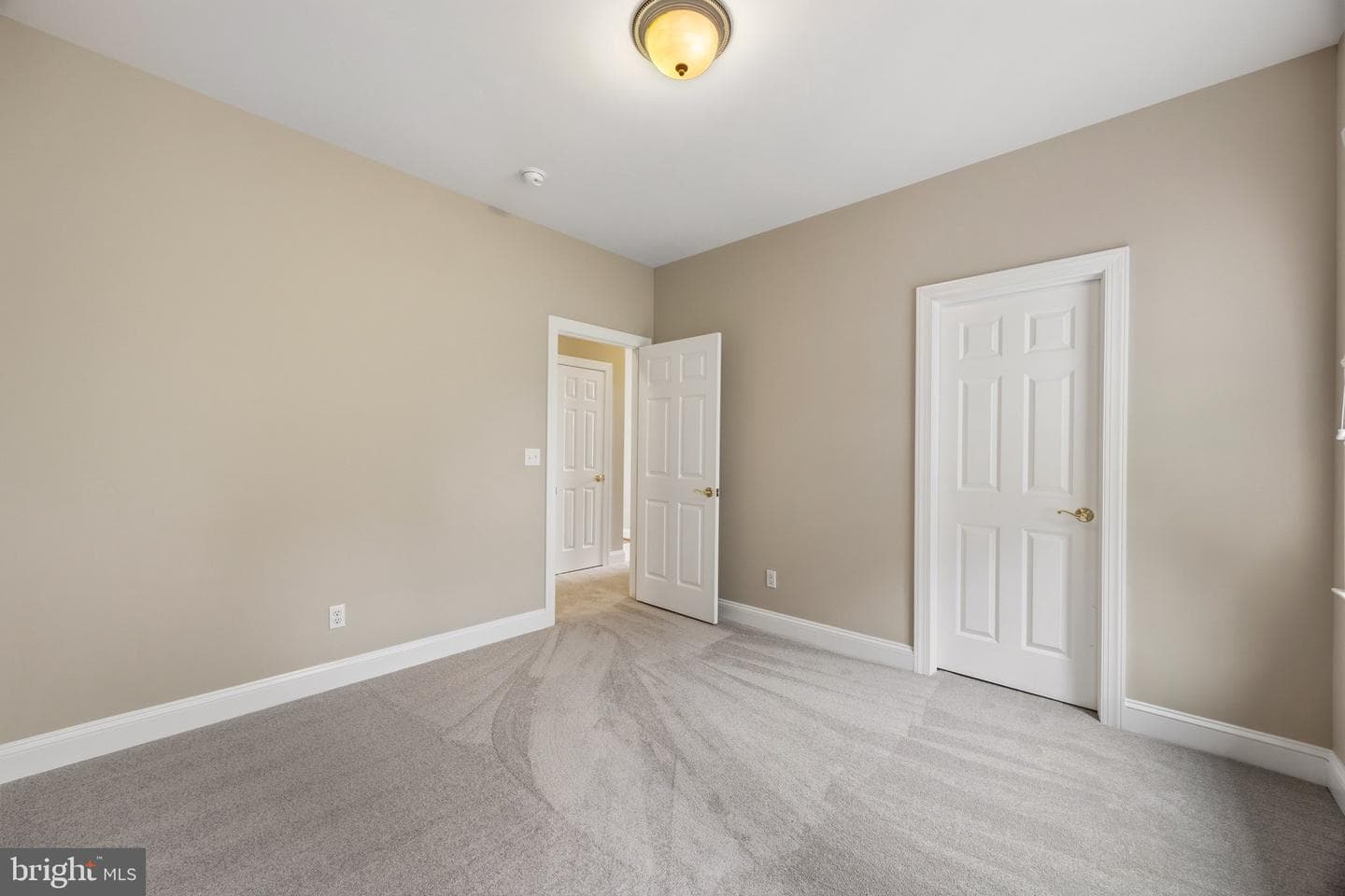104 Port Court photo 33