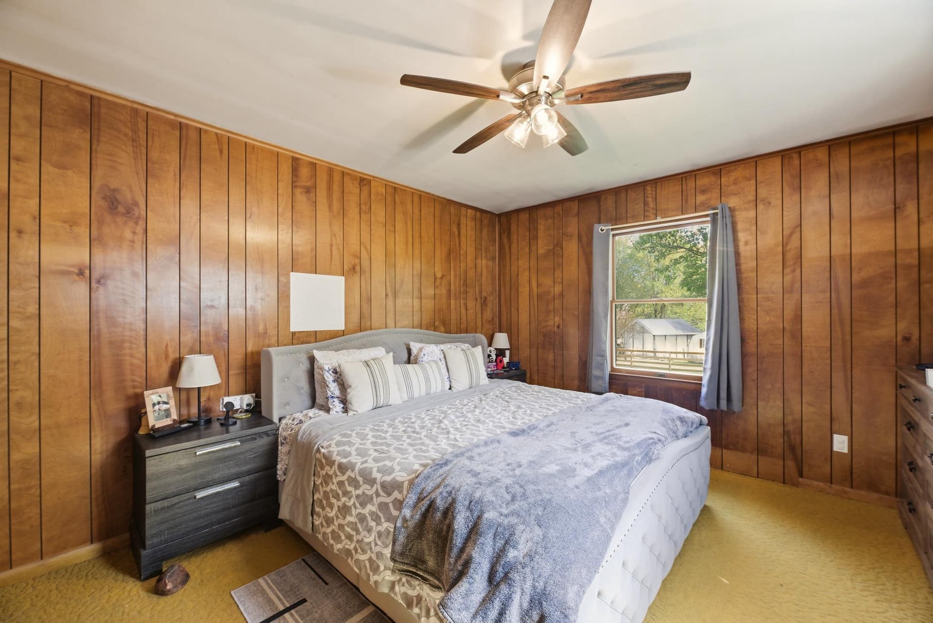 208 Central Drive photo 9