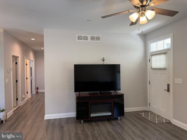 209 3rd Street photo 11