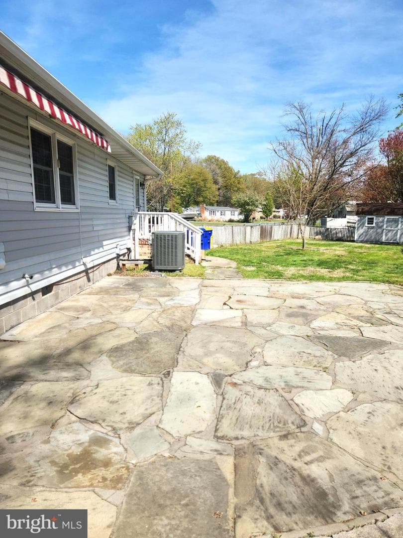 101 Chestnut Road photo 25