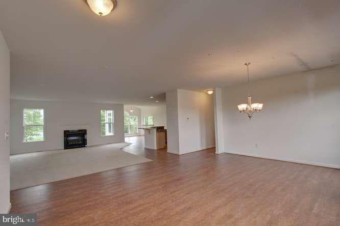319 Twin Meadows Farm Lane photo 10
