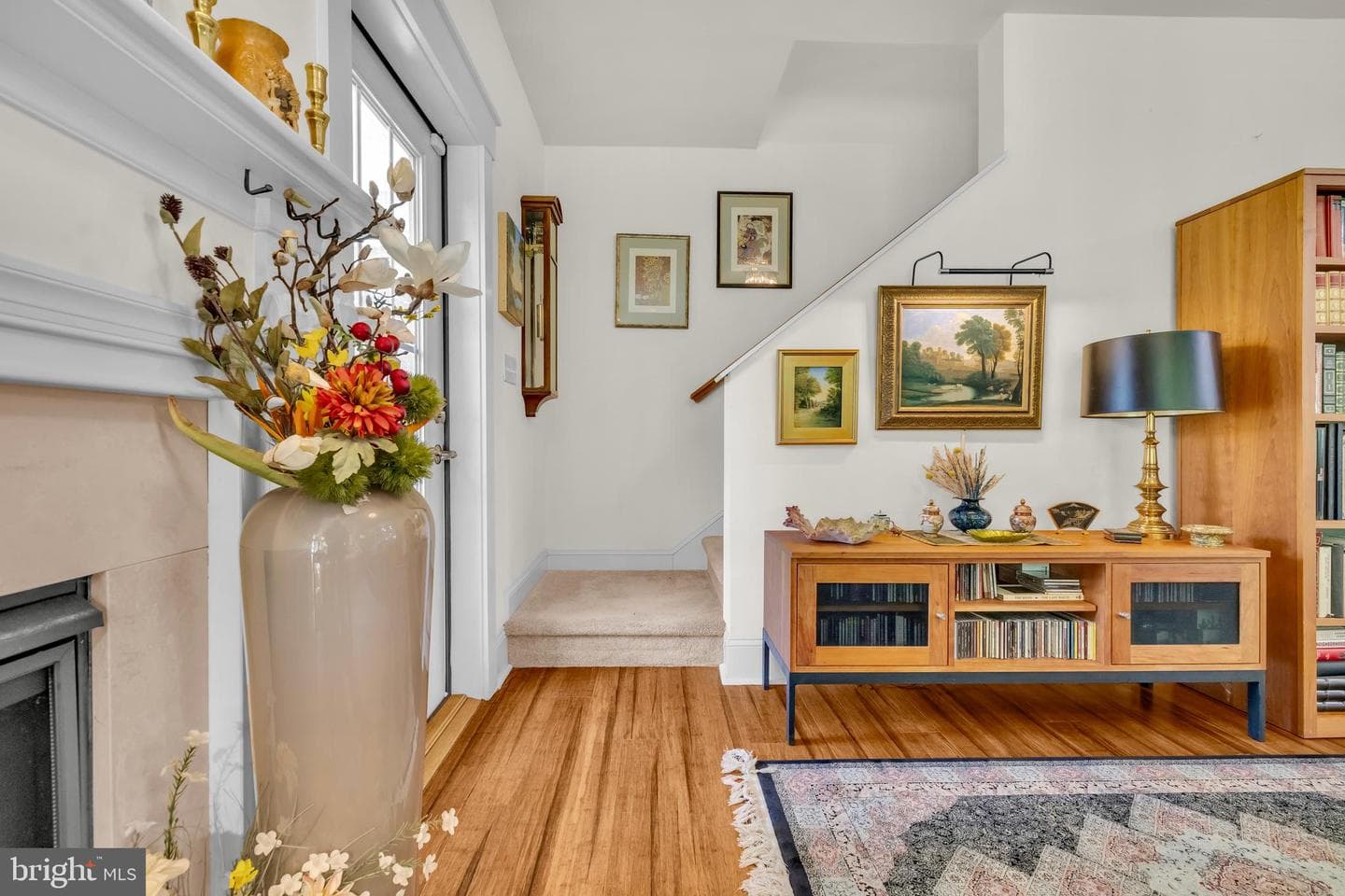 321 Front Street photo 23