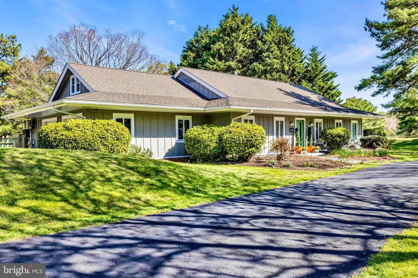 301 Penny Dr photo 10