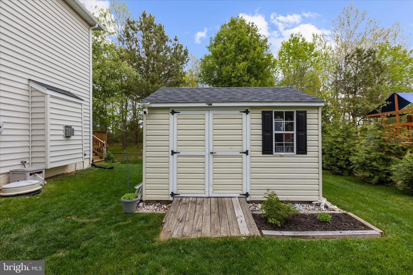 203 Brookfield Drive photo 38