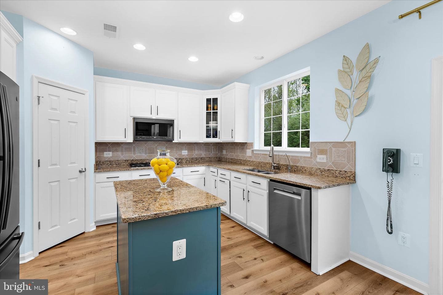 203 Brookfield Drive photo 6