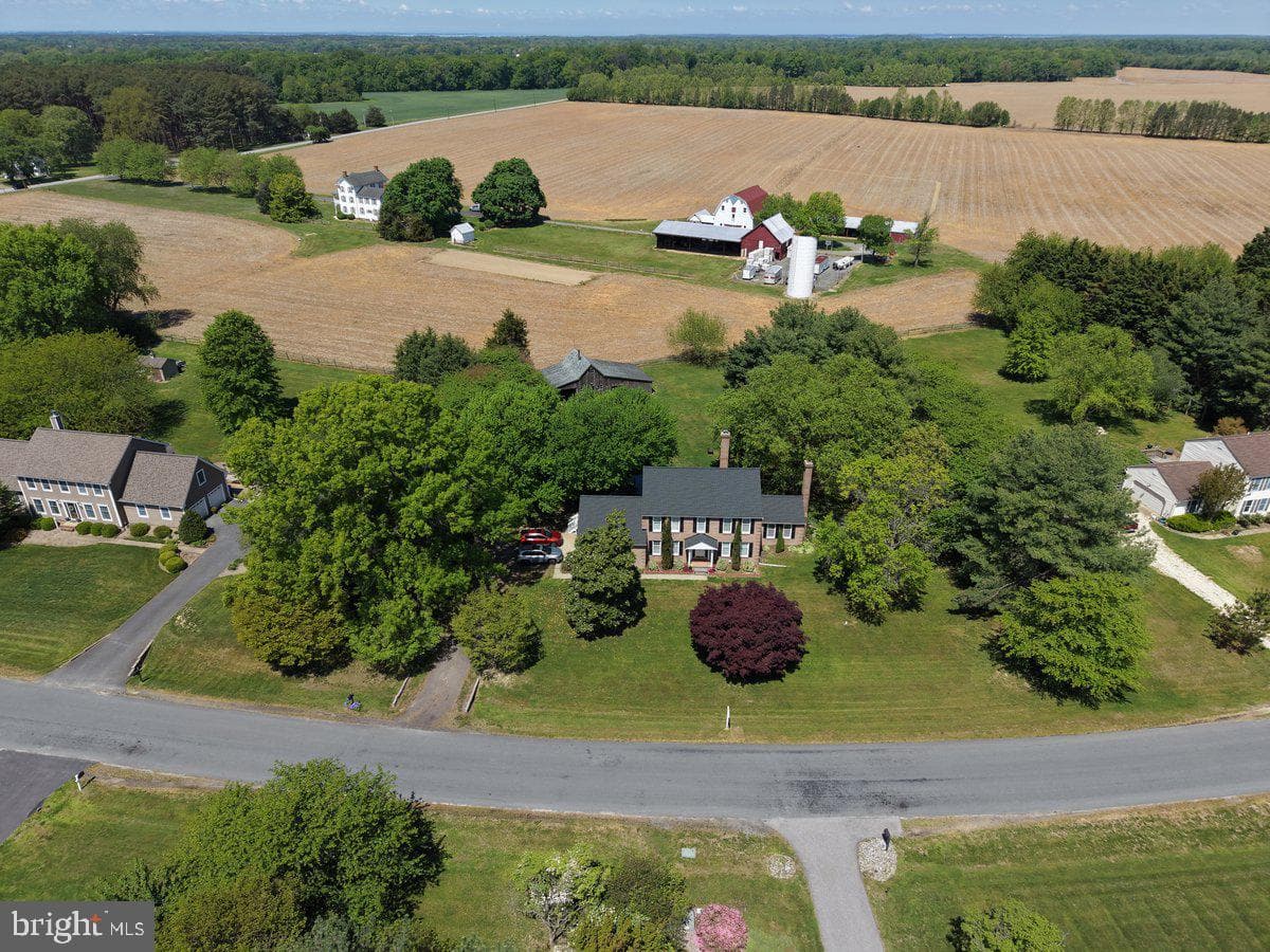 117 Overlook Drive photo 4