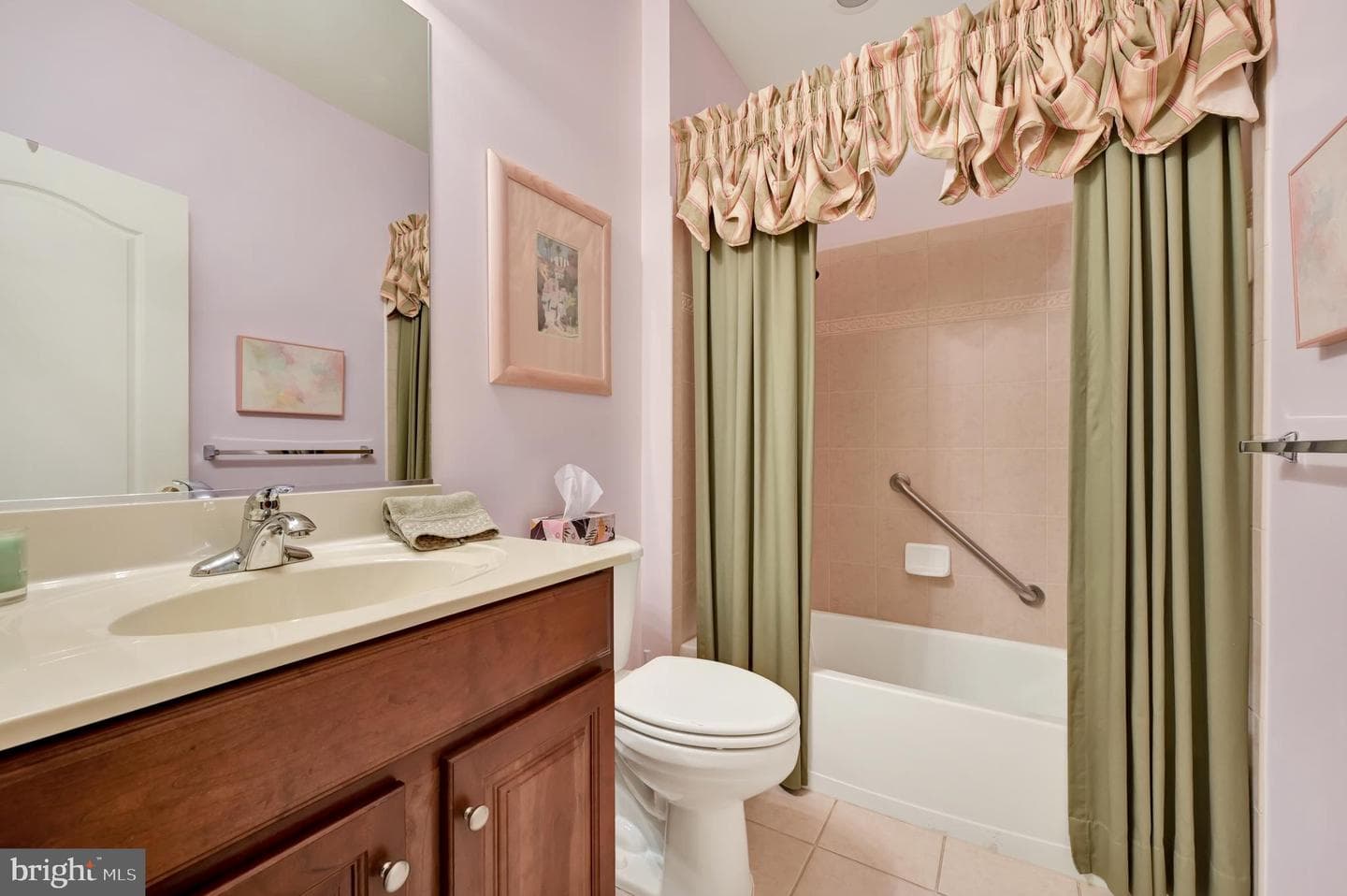 106 Encore Court photo 32