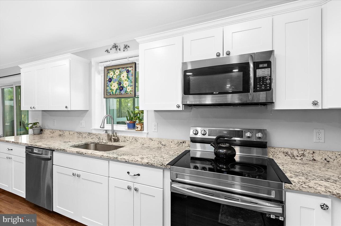 1906 Stevens Drive photo 11