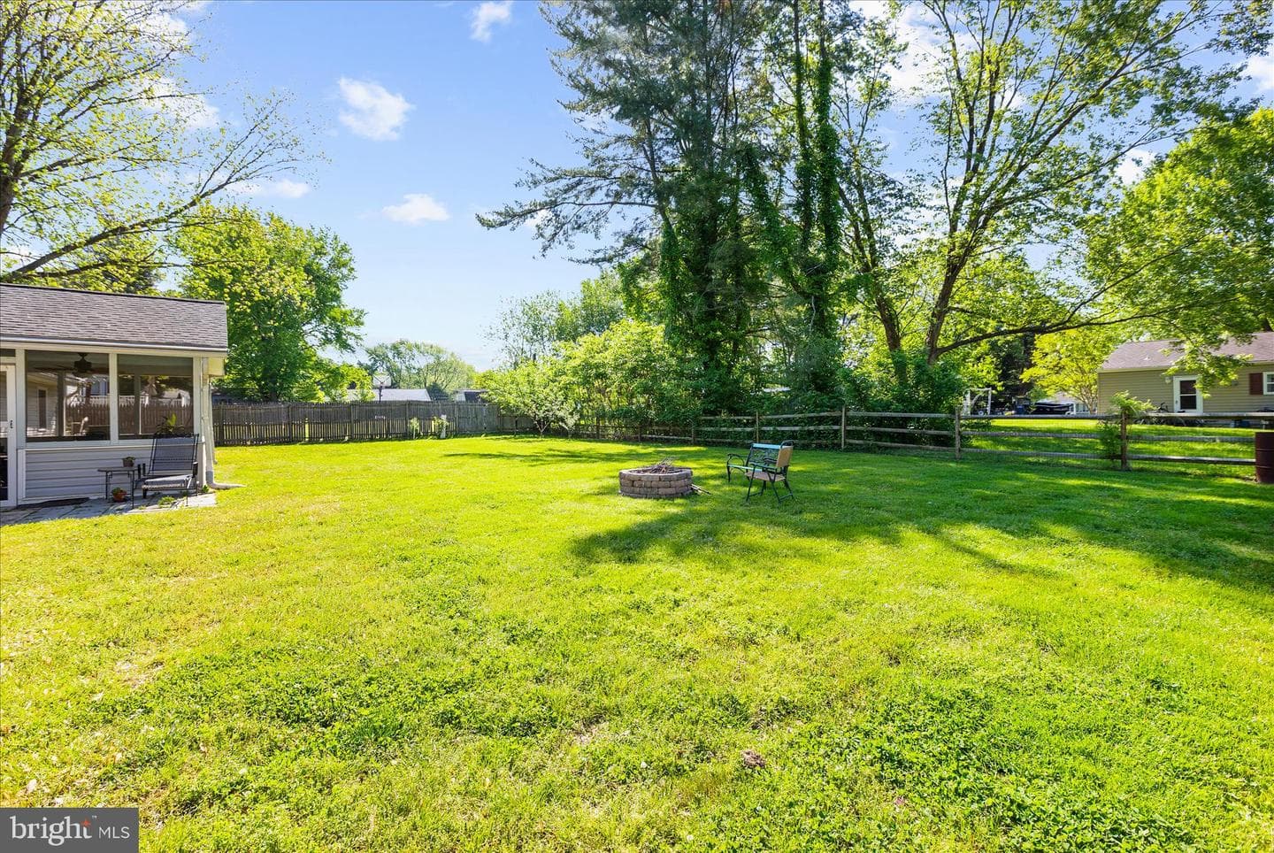 1906 Stevens Drive photo 43