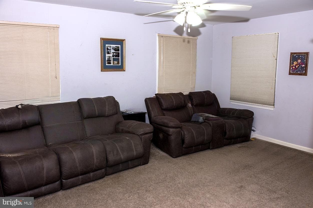 112 Lently Farm Lane photo 3