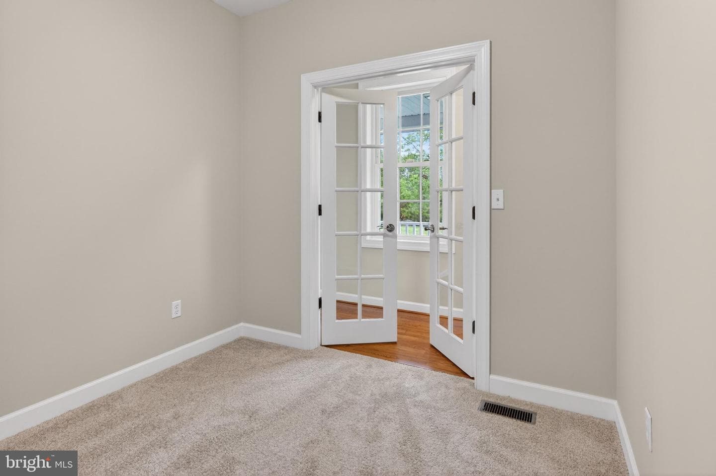 337 Roe Ingleside Road photo 43