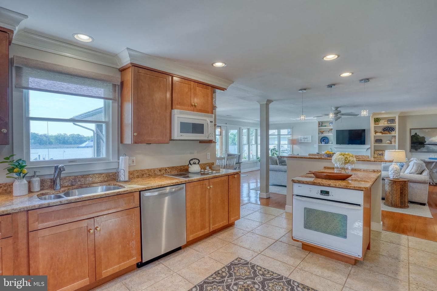 115 Congressional Drive photo 25