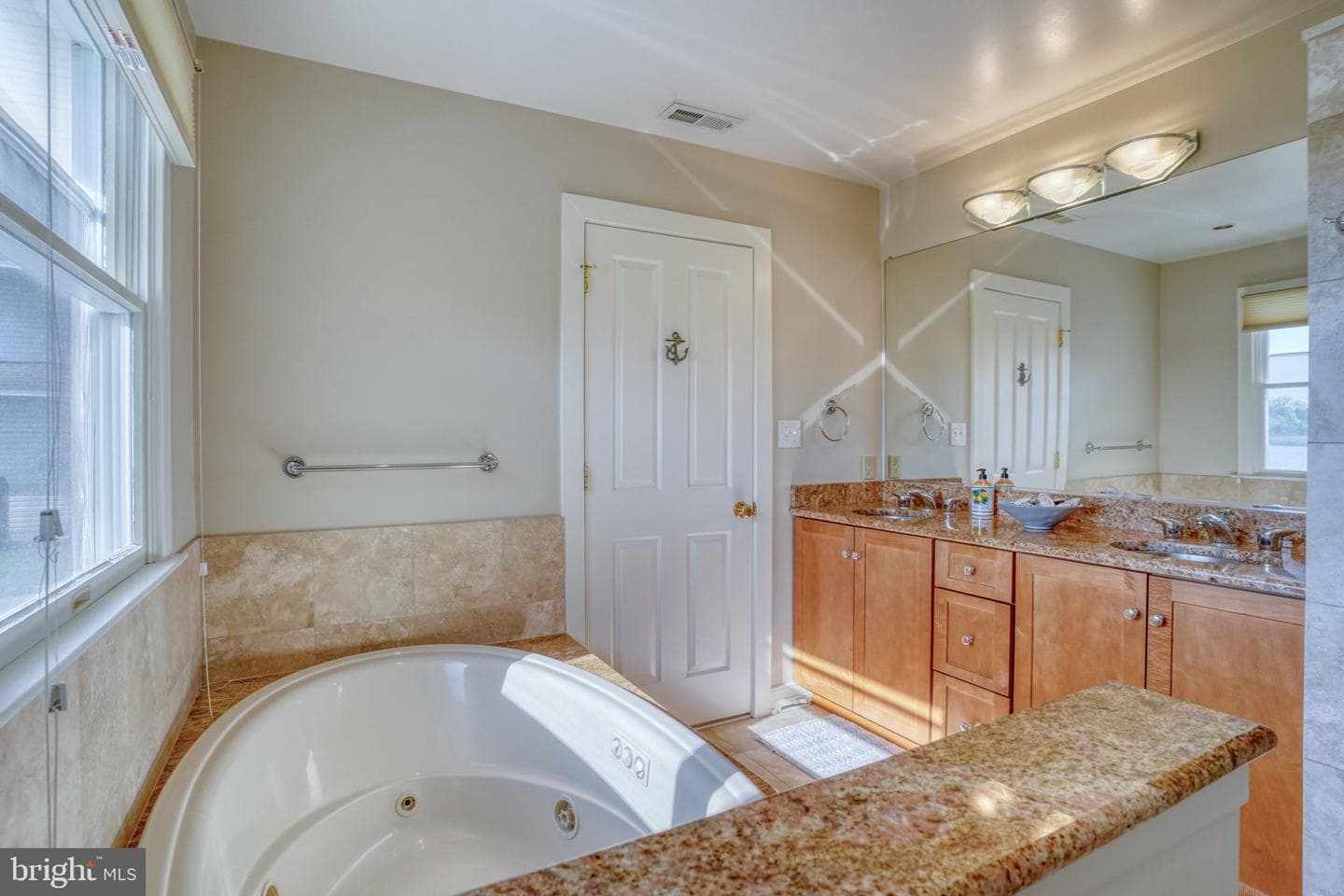 115 Congressional Drive photo 30