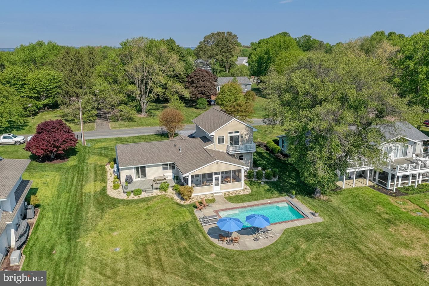 115 Congressional Drive photo 4