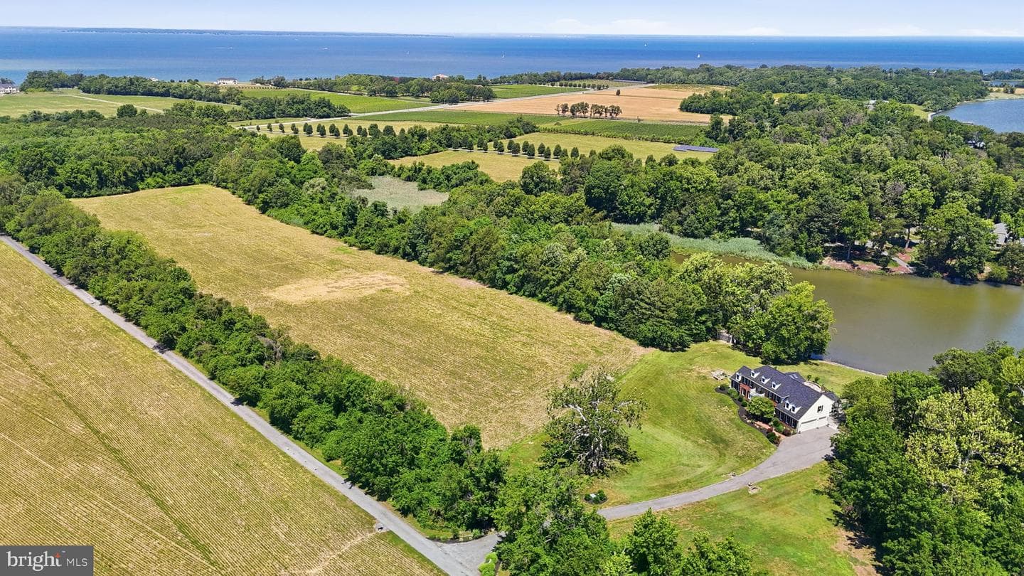 1810 Love Point Road photo 5