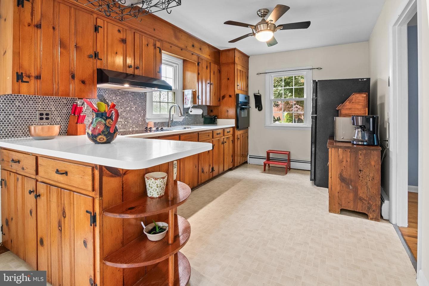 313 Oak Street, Centreville