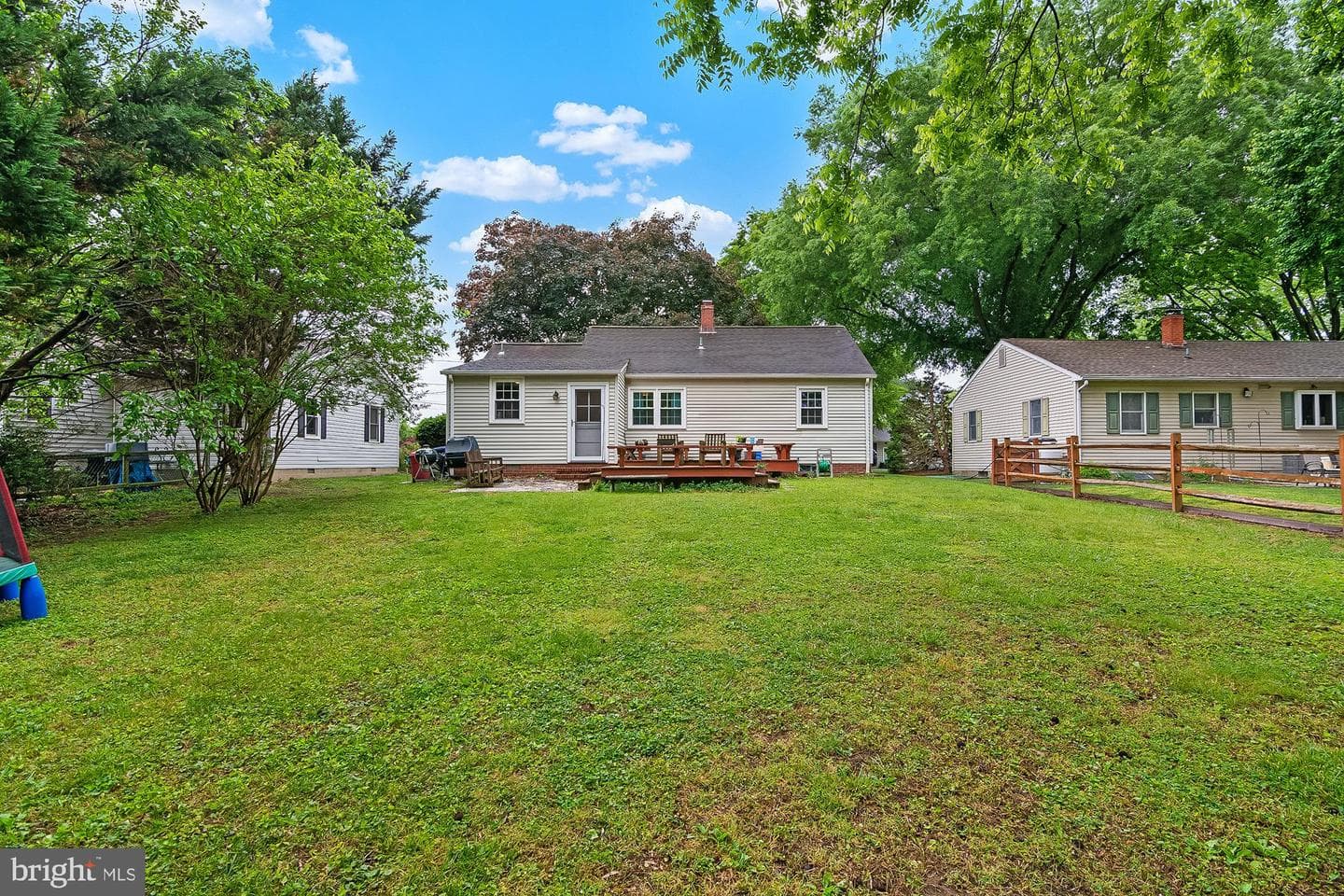 313 Oak Street photo 36