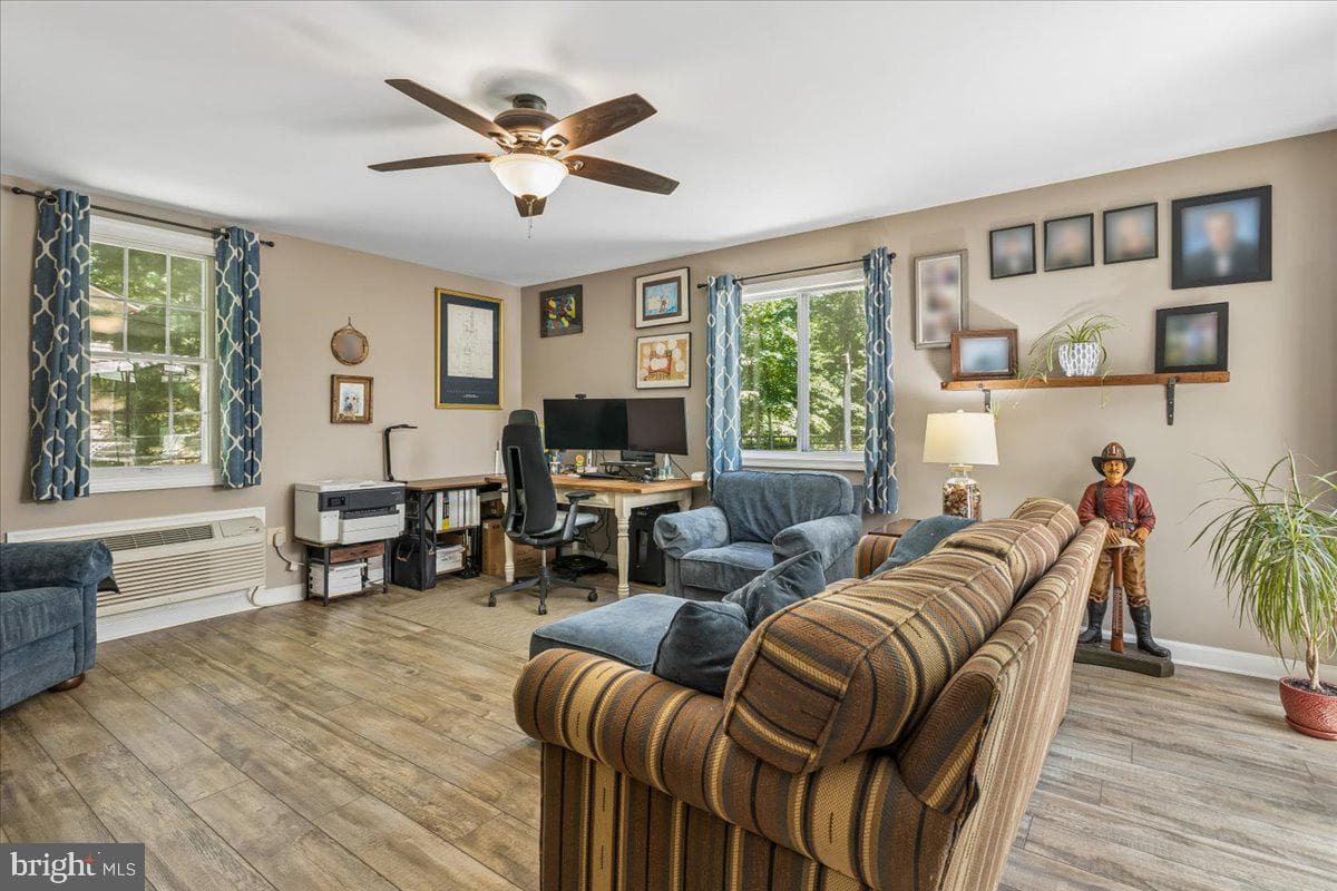350 Prospect Bay Drive W photo 35