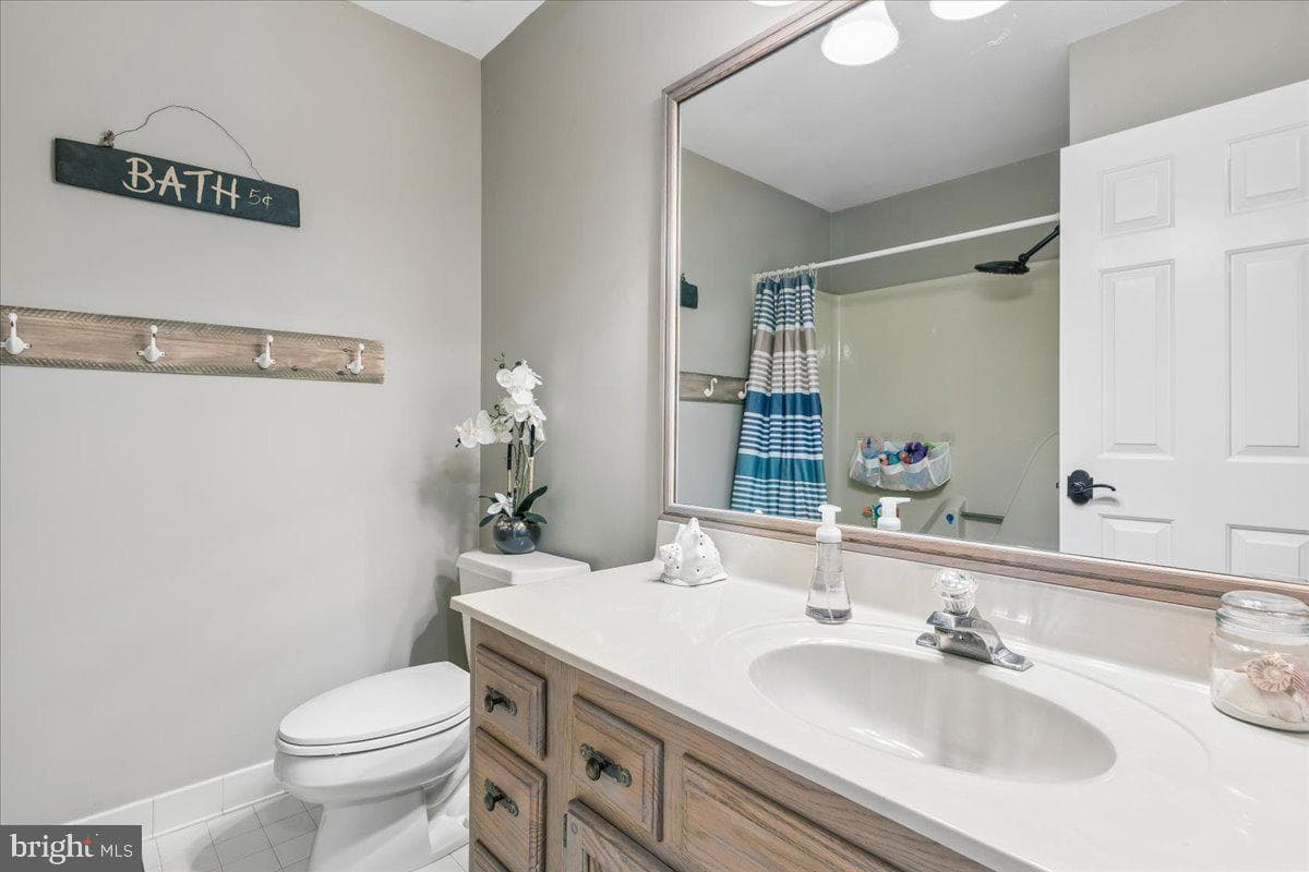 350 Prospect Bay Drive W photo 48