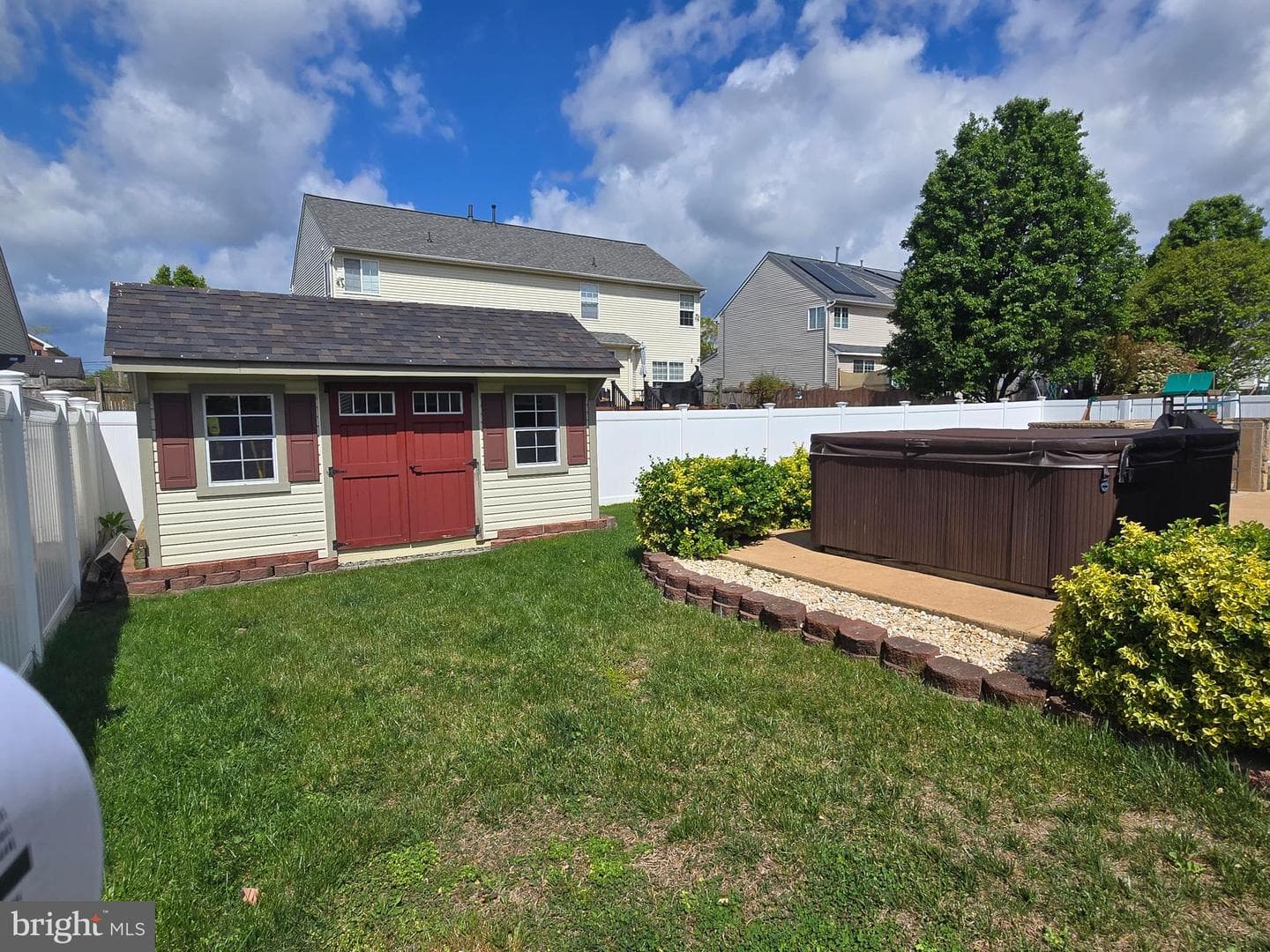 103 Meadowcroft Drive photo 9