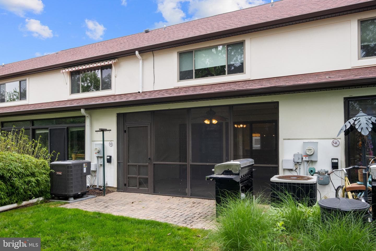 54 Queen Caroline Court photo 28