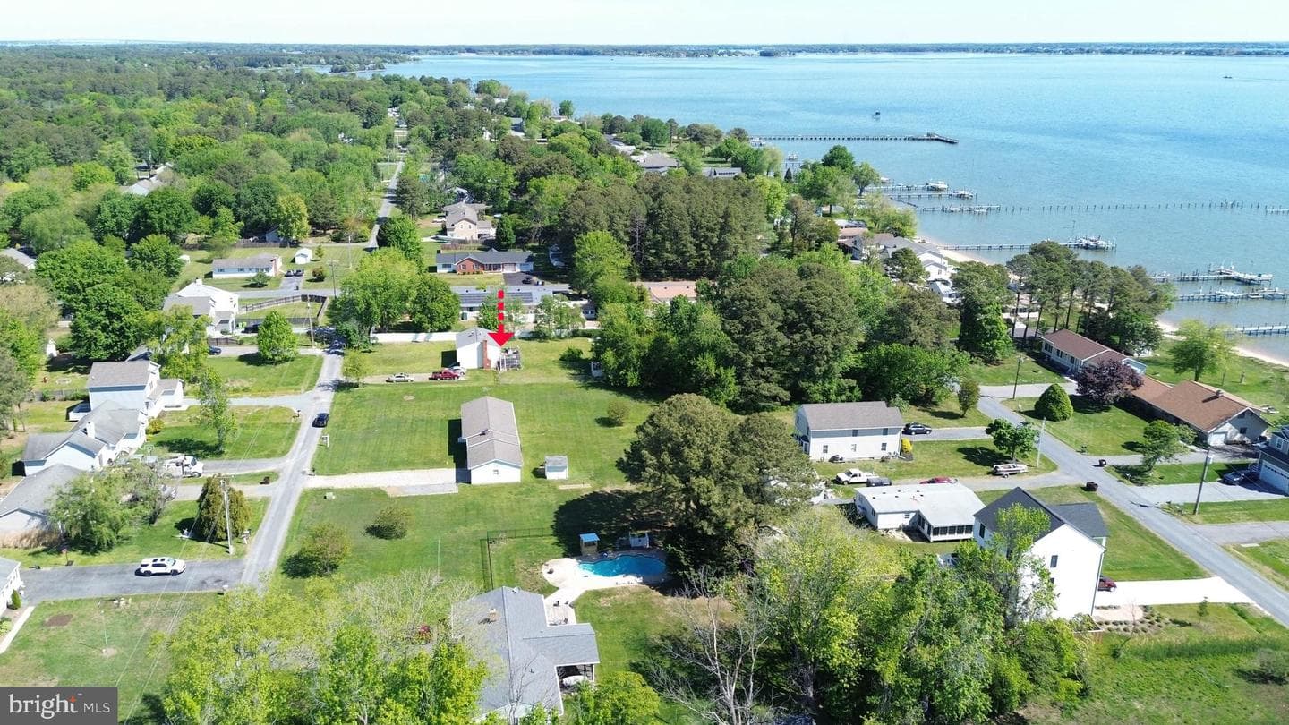 211 Long Point Road photo 4