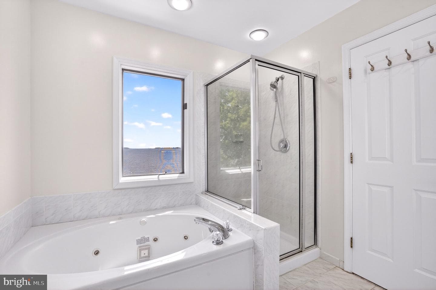 1401 Oyster Cove Drive photo 18