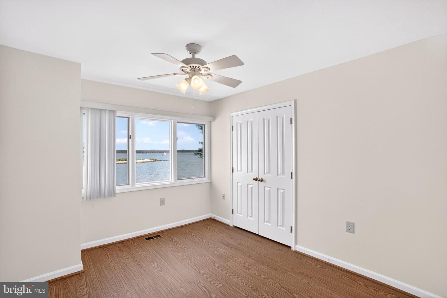 1401 Oyster Cove Drive photo 20