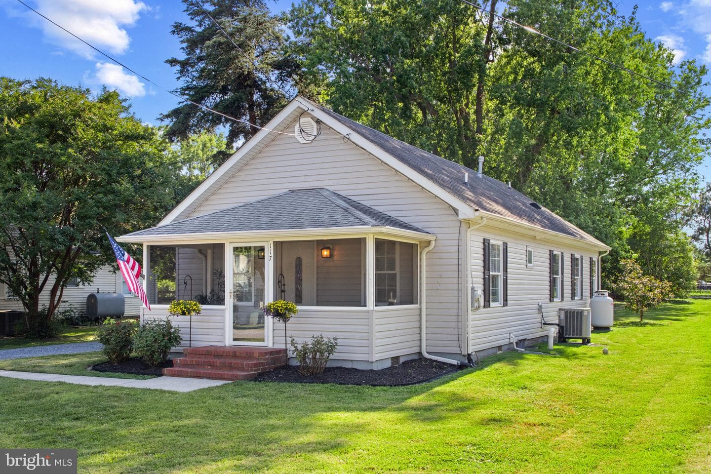 117 Dundee Avenue photo 35