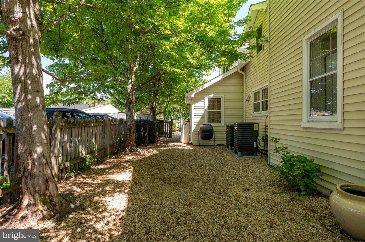 7121 Main Street photo 43