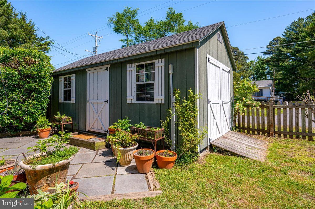 7121 Main Street photo 46