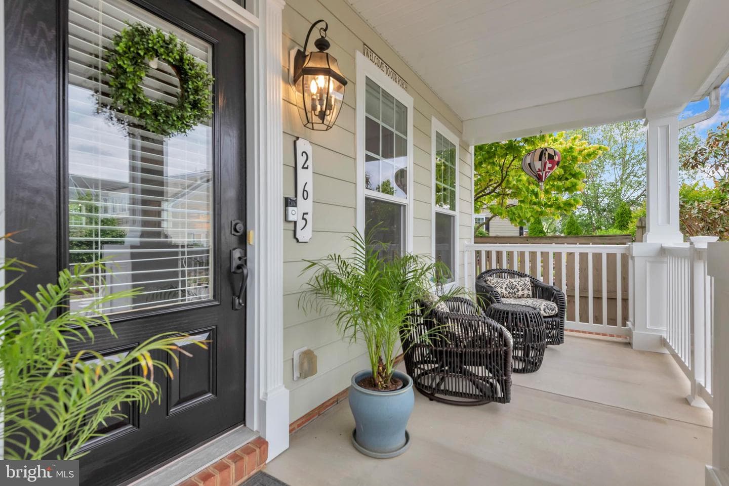 265 Evelyne Street photo 4